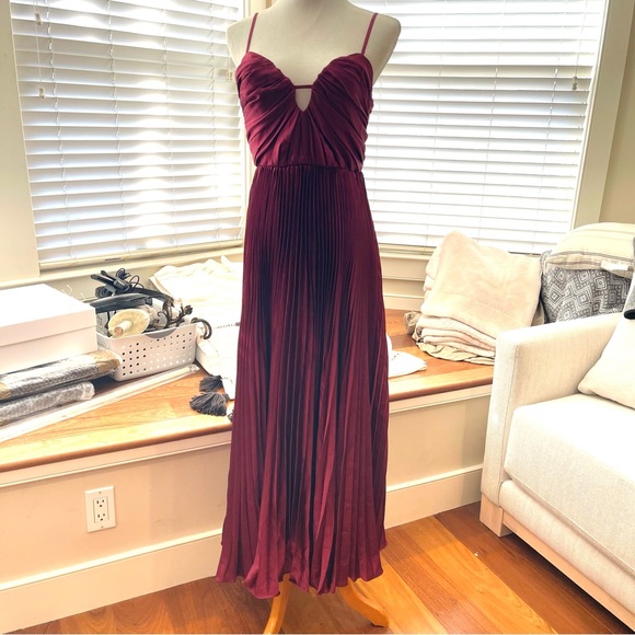 suzette abstract satin maxi dress Sunset Blvd Abstract Satin Maxi Dress - Fuchsia/combo